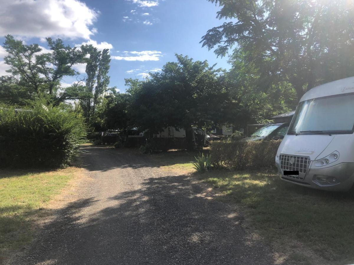 Camping Paradis Family Les Rives De L'Herault Gignac (Herault) Exterior foto