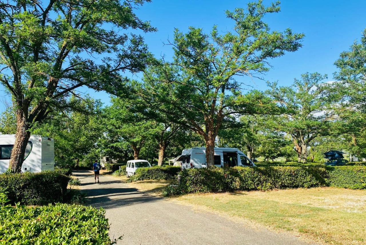 Camping Paradis Family Les Rives De L'Herault Gignac (Herault) Exterior foto
