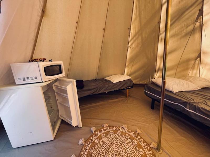 Camping Paradis Family Les Rives De L'Herault Gignac (Herault) Exterior foto