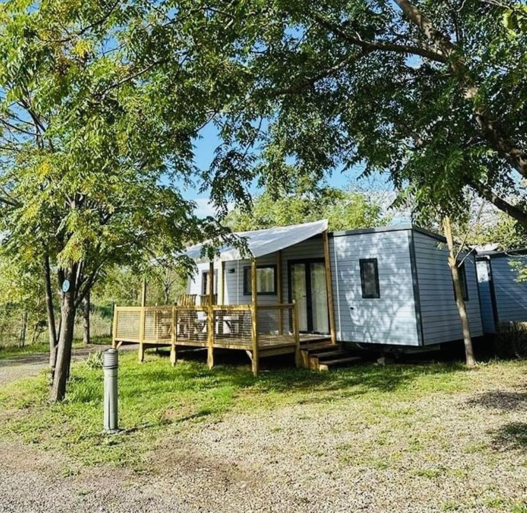 Camping Paradis Family Les Rives De L'Herault Gignac (Herault) Exterior foto