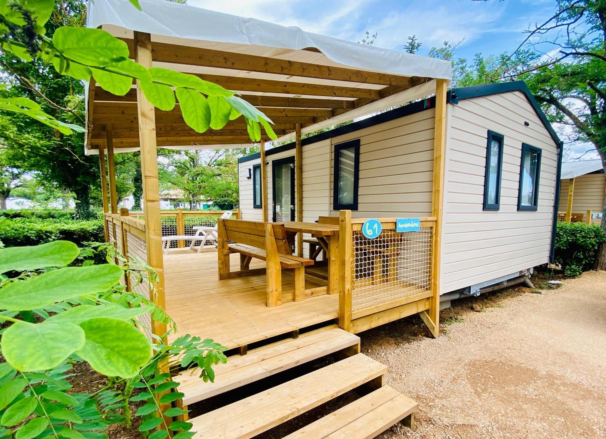 Camping Paradis Family Les Rives De L'Herault Gignac (Herault) Exterior foto