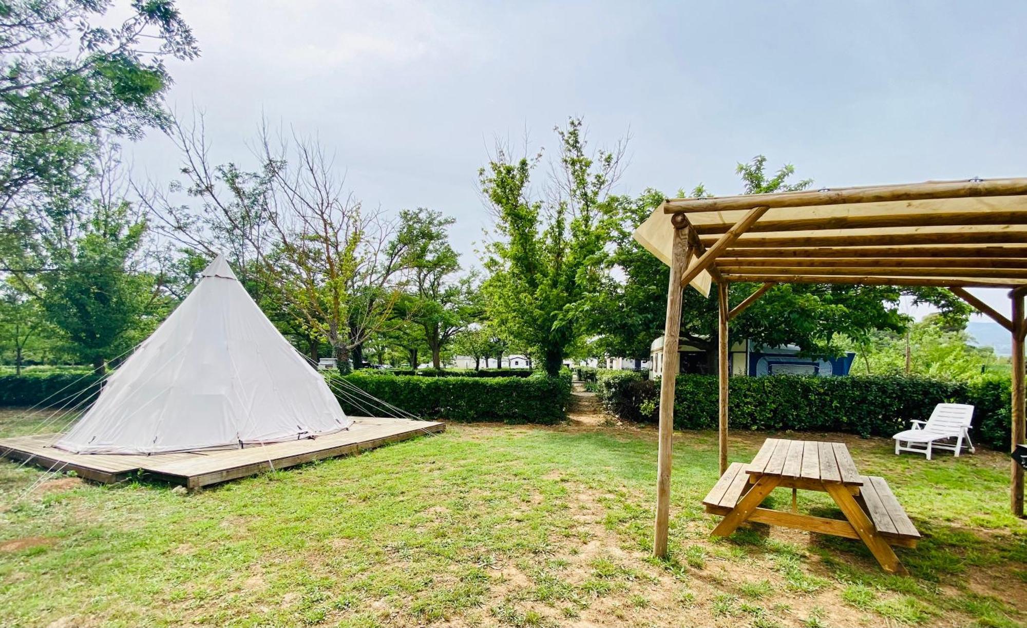 Camping Paradis Family Les Rives De L'Herault Gignac (Herault) Exterior foto