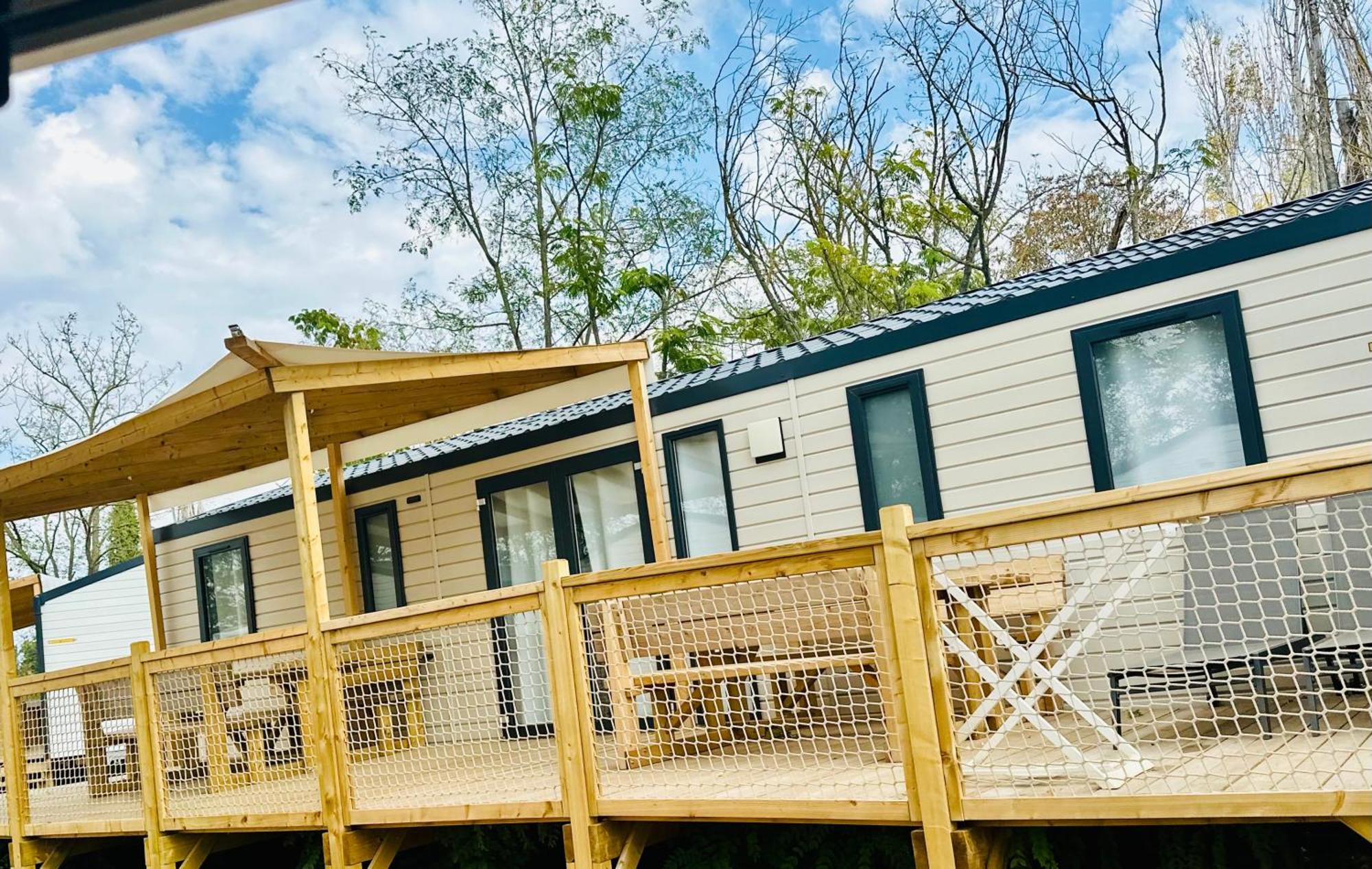 Camping Paradis Family Les Rives De L'Herault Gignac (Herault) Exterior foto