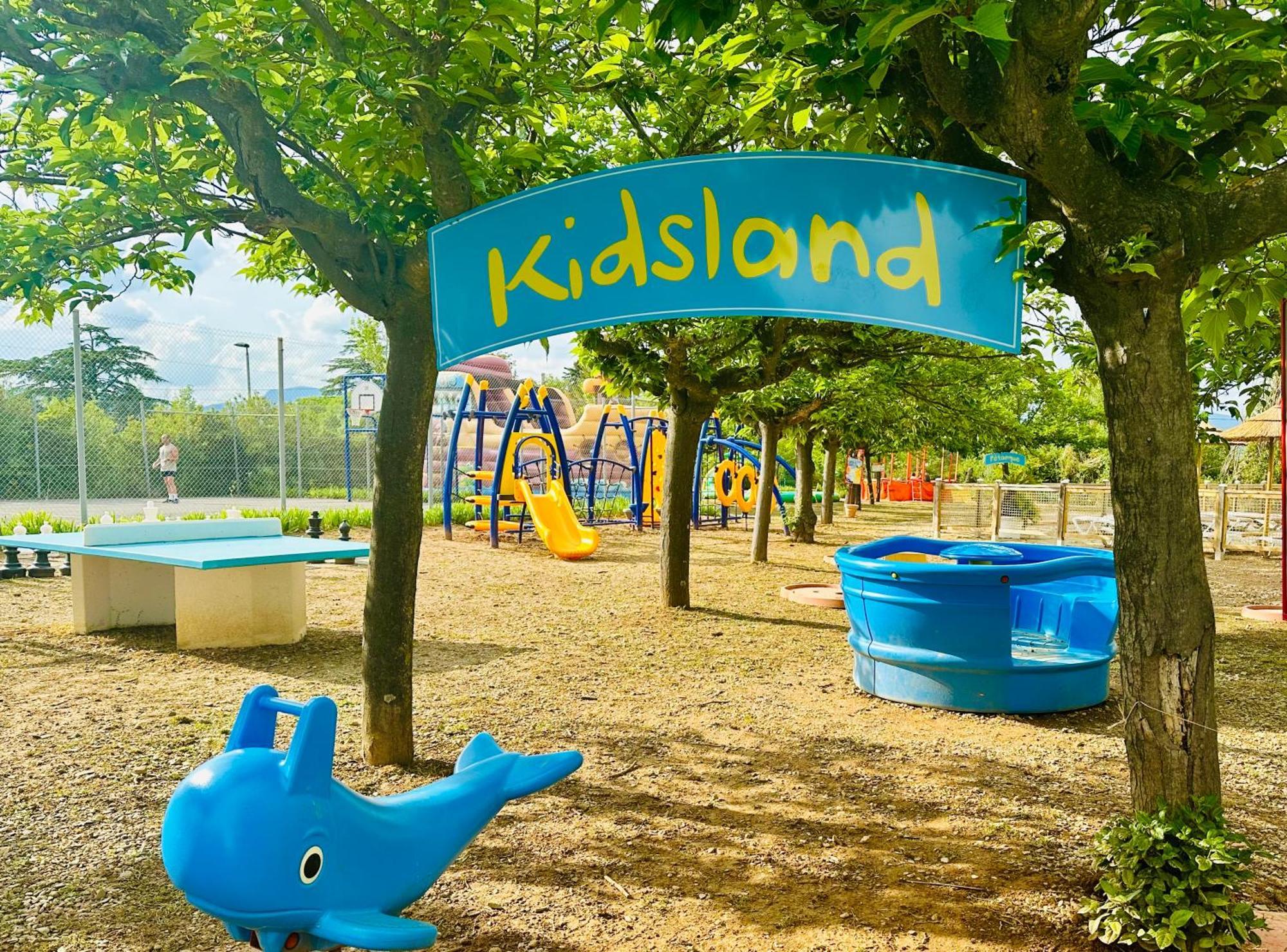 Camping Paradis Family Les Rives De L'Herault Gignac (Herault) Exterior foto