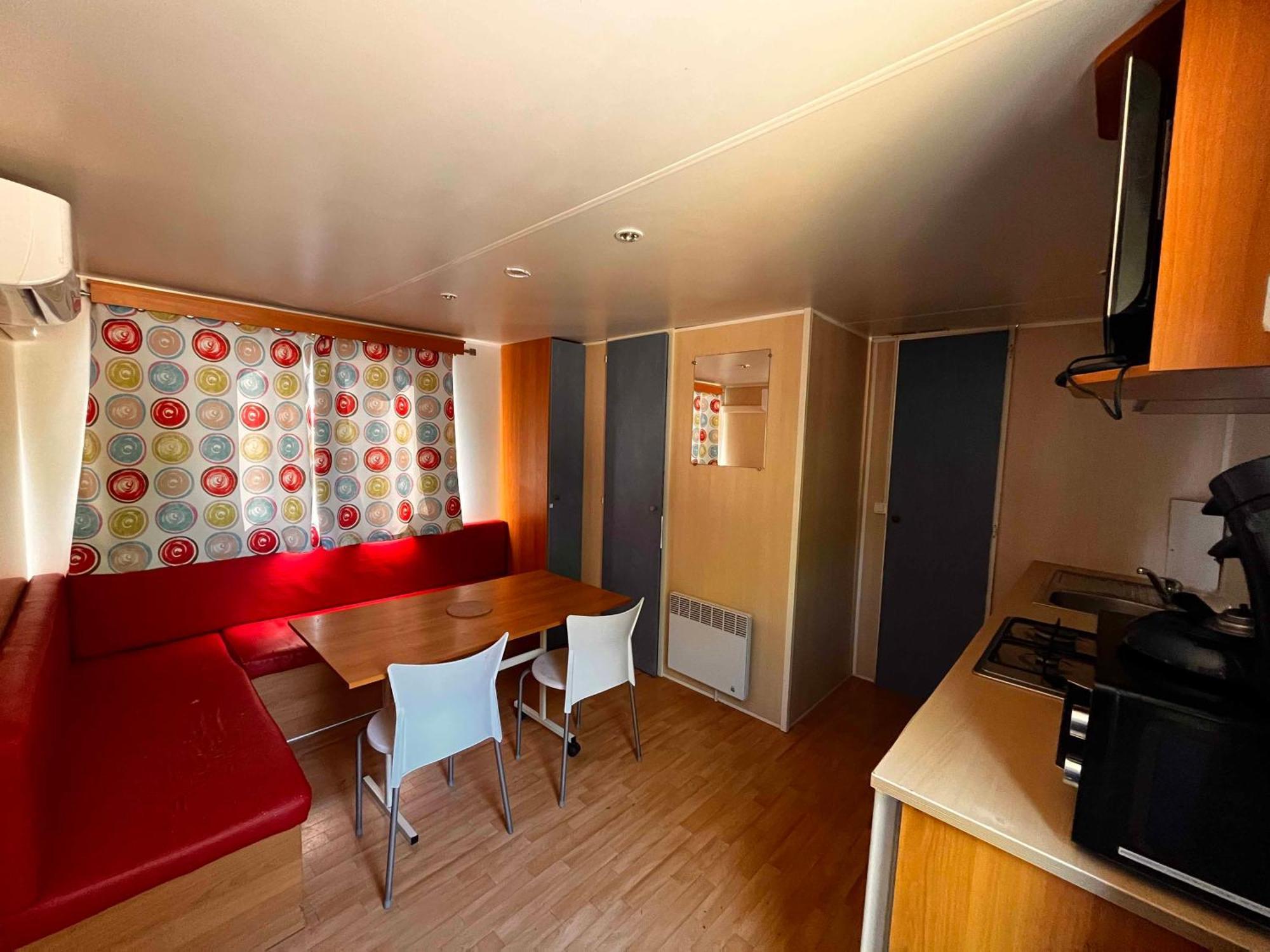 Camping Paradis Family Les Rives De L'Herault Gignac (Herault) Quarto foto